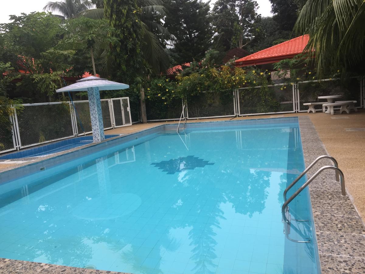 100m2 2 slaapkamer, 1 privé badkamer Bungalow in Galas Dipolog Buitenkant foto